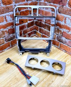 Subaru Forester 2004-2008гг